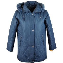   Könnyű vékonyab steppelésű, hosszított egyenes fazonú, galléros, cipzáras és patentos, prémes levehető kapucnis, ferde cipzáras zsebes, molett női télikabát, szép karcsúsító dísztűzéssel varrva- kék